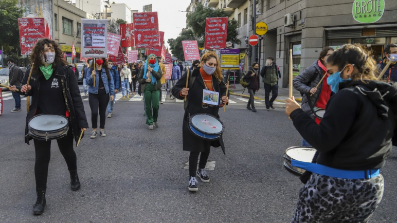 Desde 2009, más mujeres que hombres se vuelcan a la política en la Argentina